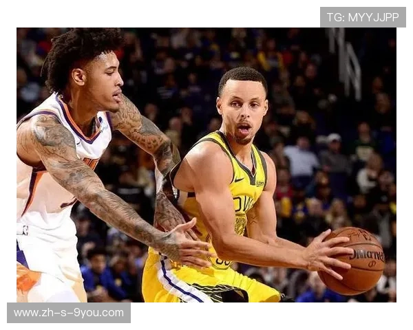 开拓者与勇士激战正酣 双方实力对决引发球迷热议