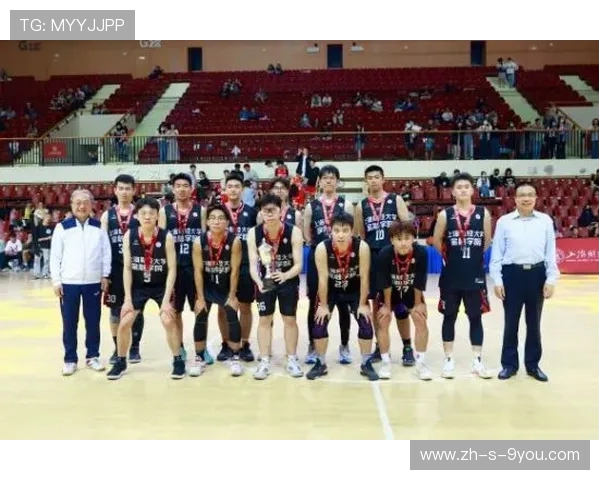 篮球激情燃动青春赛场见证团队合作与拼搏精神