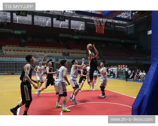 篮球魅力无限从街头到赛场探寻运动精神与团队合作的力量